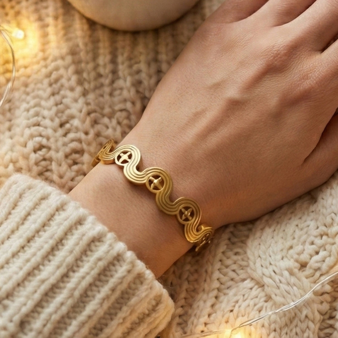 Golden Glissade Bracelet