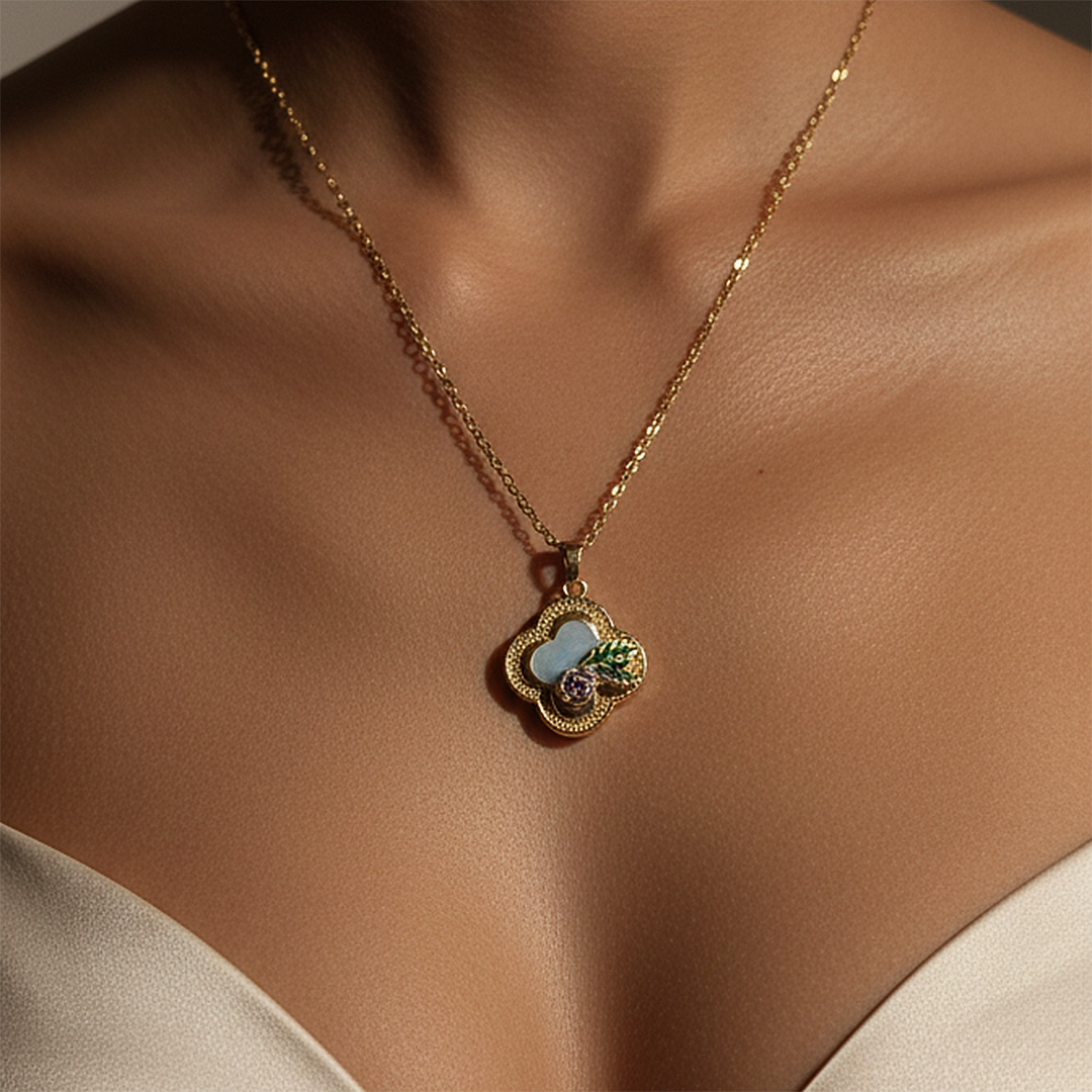 Verdant Clover Pendant