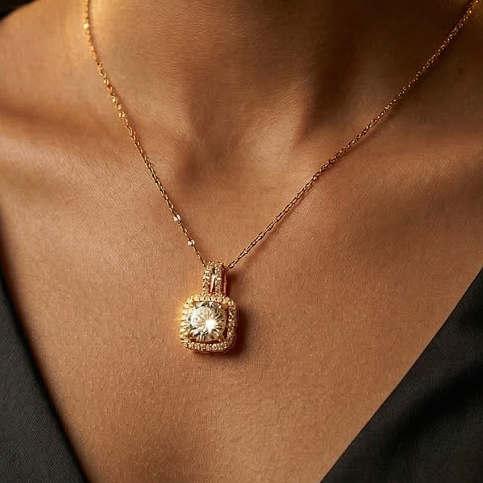 Cushion Halo Pendant