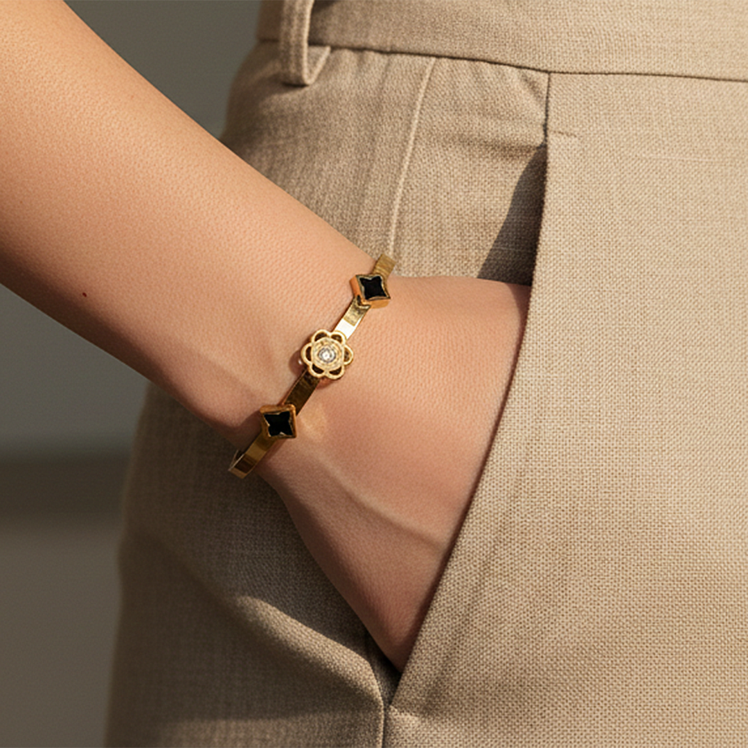 Noir Blossom Bracelet