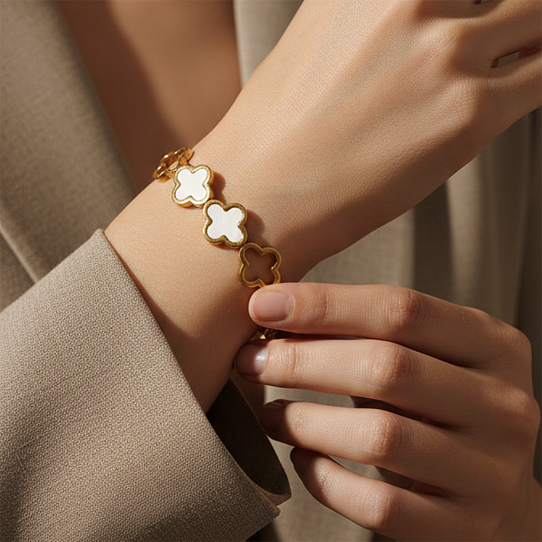 Eternal Clover Bracelet
