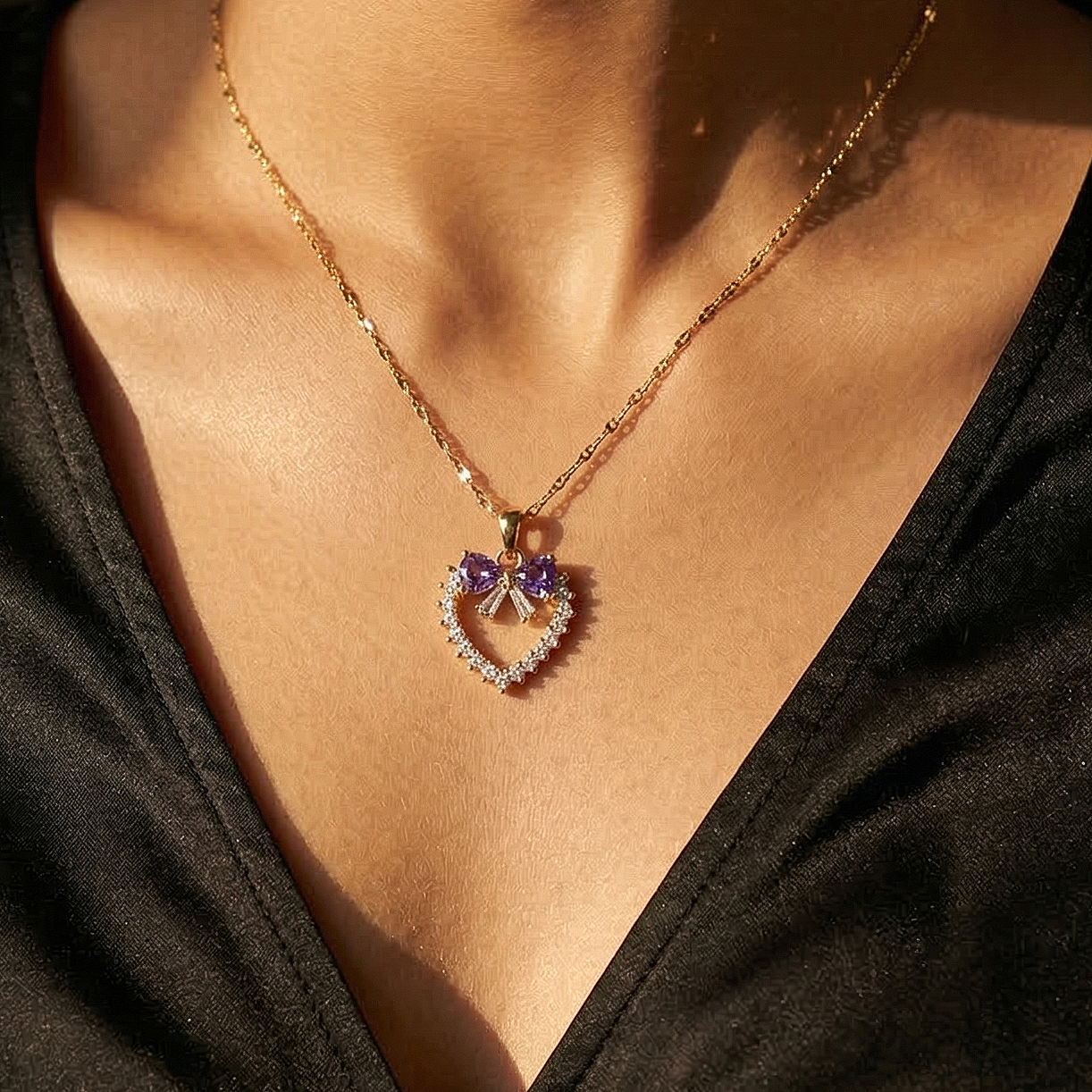 Royal Ribbon Pendant
